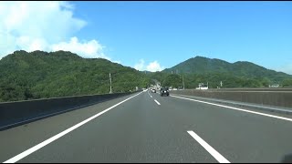 【車窓】山陽道上り、夜市川橋と、若山トンネル　（山口県 2023.8.20)