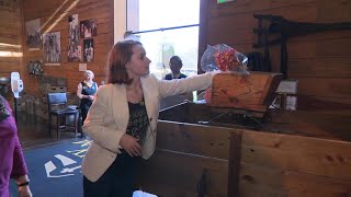 Paying tribute to Billy Graham at his home
