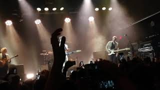 The Kooks - Naive (Live in Houston 02/16/19)