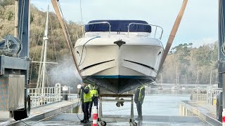 MY BOAT : River trip and lift out