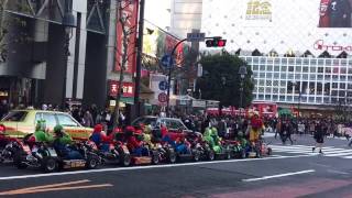 渋谷のスクランブル交差点でマリオカート発見！