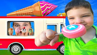 CALEB VISITS A ICE CREAM TRUCK! HELPING MOM PRETEND PLAY STORY