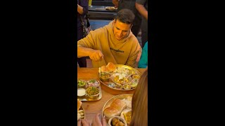 #akshaykumar enjoys some yummy Puneri Misal Pav while promoting #rakshabandhan 😍😋 #shorts