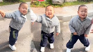 Cute Baby Crying To Go To School#funnytwins#cutetwins #cutebaby#funnyvideos#smile