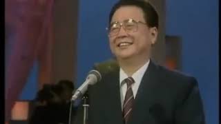 1990年春晚，江主席出现在演播室，给全国人民拜年