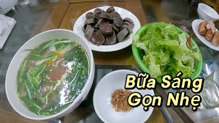 BÁT PHỞ ,ĐĨA LÒNG LỢN BỮA SÁNG ĐƠN GIẢN NGON LÀNH ,,//Nam Huong tv