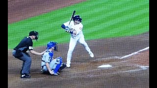 Aledmys Diaz at bat (out 2 months, broken hand)...home run...Astros vs  Dodgers ...5/26/21