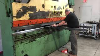 135 Ton x 12' Cincinnati 135CB CNC Press Brake - Automec 99 Backgauge