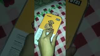 UNBOXING OFFICIAL BT21 CASE SHOOKY (Slide)