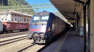 Abfahrt des EuroCity 85 am 16.10.2022 in Brenner/Brennero