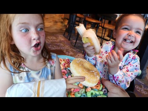 CHEF ADLEY feeds NAVEY!! Niko meets the real Spiderman and superheroes' dinner party! Disney Family Movie Wish