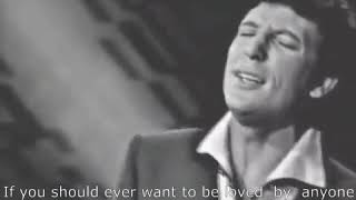 Tom Jones - It's not unusual (Subtitulos en español e inglés).