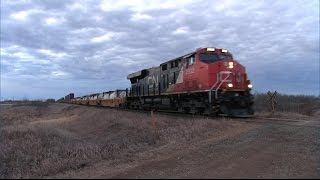 CN Train Spotting HD: INSANE K5HLL SHOW! | CN 2932 \u0026 2805 Leads CN Q??? East 14/16 3/12/16