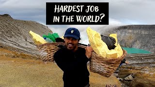 Ijen Volcano: Are Tourists Exploiting the Sulphur Miners? (Hardest Job)
