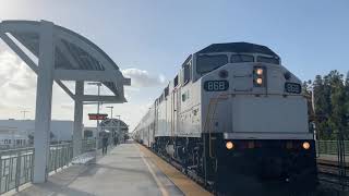 Metrolink 604 with F59 departs Tustin