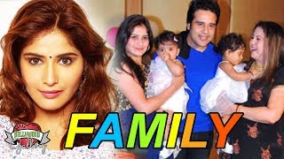 Aarti Singh Family With Parents, Brother & Boyfriend | Bollywood Gallery