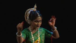 SAVERI PALLAVI  performed by Puja Saha in parampara 2014