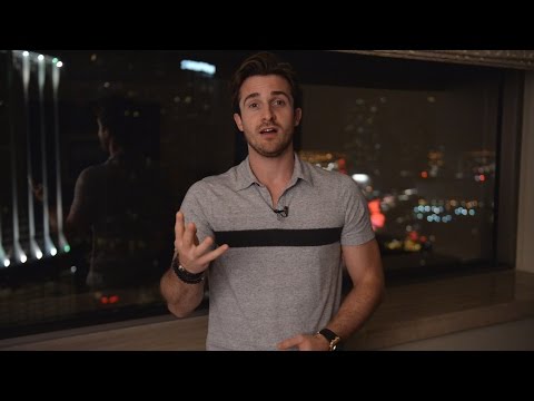 4 High-Value Ways To Get A Hot Guy's Number 4 High-Value Ways To Get A Hot Guy's Number