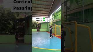 Pentingnya menguasai teknik dasar passing \u0026 control dlm futsal #futsal #passing #control #shooting