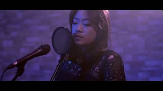 อิมเมจ สุธิตา - สายลมที่หลับใหล (Where the Wind Sleeps - Thai Version) ft. หนึ่ง จักรวาล