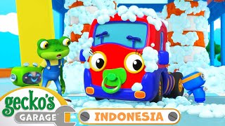 Di Tempat Cuci mobil | +lebih banyak lagi Truk Untuk Anak-Anak | Garasi Gecko