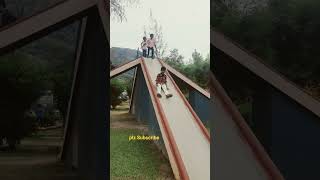 # വീണതല്ല സാഷ്ടാഗം നമസ്കരിച്ചതാ #vairal #vairalvideo #slideshow #slide #park #pothundi #Pothundidam😂