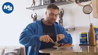 What Pro Bodybuilders Eat for Breakfast | Chris Bumstead's Favorite Meal 1