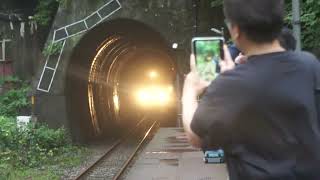 JR北海道キハ261系函館行き特急北斗号小幌駅を通過！