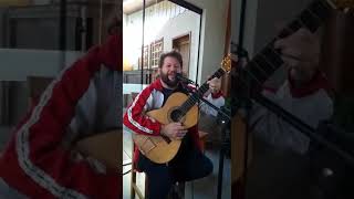 Imitando vários cantores sertanejos!