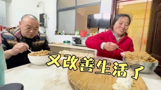 閨女住娘家被寵壞了，想吃啥做啥，百般疼愛，希望能早日擺脫陰影【牛不啦妯娌】