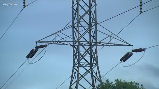 Power outages throughout western Washington