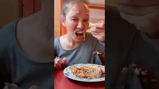 Lahapnya Bunda Corla Makan Roast Duck Bareng Nenek Moyangnya Hamburg (220808)