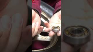 #Shorts｜[AF61] Remove front wheel bearing｜フロントホイールベアリング外し方