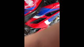 😹我从来没骑过摩托，这是我的第一辆摩托honda CBR 250 RR😹