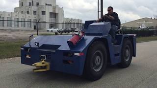 TUG pushback model MC15-4. 15,000 lbs DBP (forward operation video)