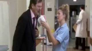 Green Wing - Alan Statham kills a dwarf