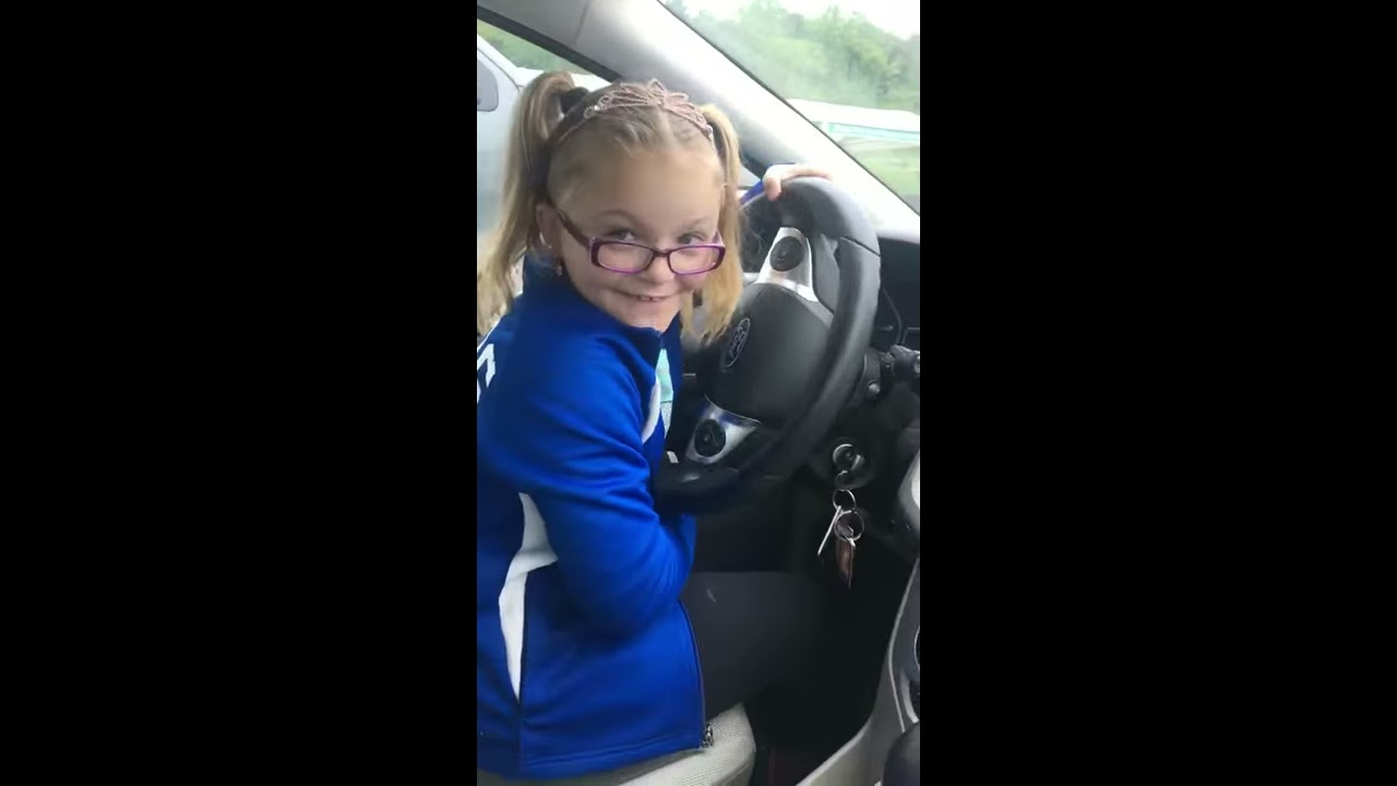 8 Year Old Driving Us Home - YouTube