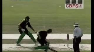 Potato for a reason-Inzamam ul Haq interesting run out   India vs Pakistan at Sharjah