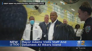 Mayor Adams visits staff and detainees at Rikers Island