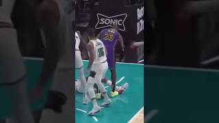 Ja taunts LeBron?! 😤🔥 #shorts #viral #nba