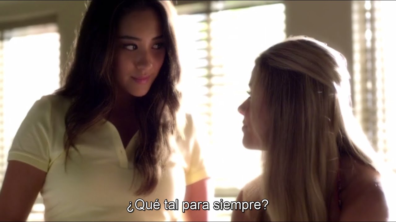 Pretty Little Liars - Alison DiLaurentis And Emily Fields Flashback ...