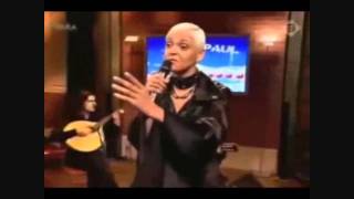 Mariza - Beijo de saudade(Terra)