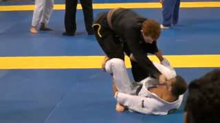 IBJJF World Championships 2011 - Semifinals - Jon Thomas vs Eduardo Dib