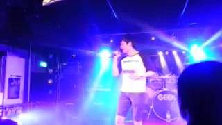 일반인 자작랩] Geek Live House 홍대긱 When I Grab The MIC-Zabeau 공연 [자뷰 zabeau 광영고 크루 번개송 작사 작곡 라이브 힙합 랩 힙합]