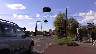 Spoorwegovergang Oss/ Passage a Niveau/ Railroad-/ Level Crossing/ Bahnübergang