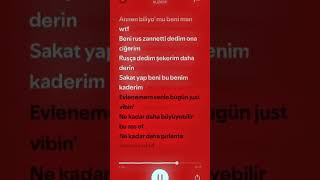 Esmer kumral sarışın çikolata