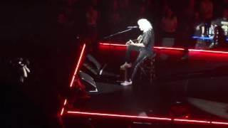 Queen - Teo Torriatte (Let Us Cling Together) - Budokan Tokyo - 22 September 2016 - クイーン -Day2