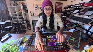 DNB Finger Drumming on Akai MPC Live III - never leave - Gnarly
