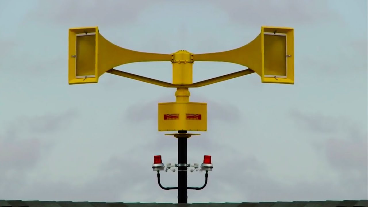 Dual Horned Thunderbolt 1000T Tornado Siren Test - YouTube