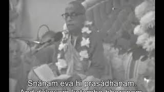 Prabhupada 0929 - Taking Bath, That is Also Not in Practice. Perhaps Once in a Week